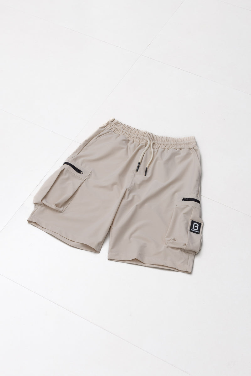 DETAILED PARACHUTE CARGO SHORTS