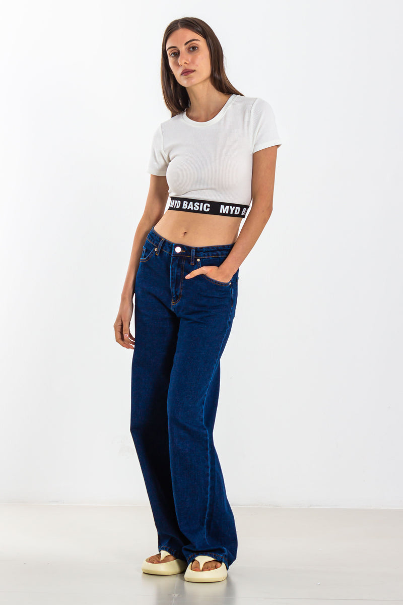 DETAILED CROP TOP