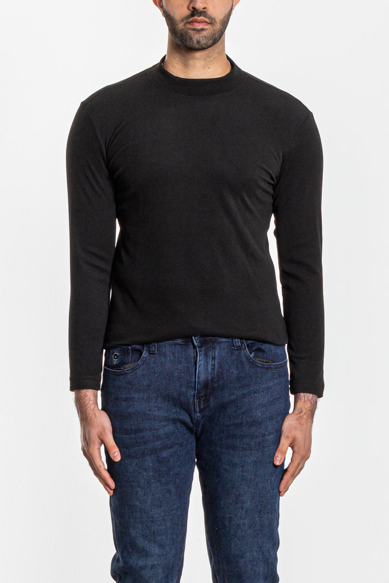 TEXTURED MOCK NECK SWEATER