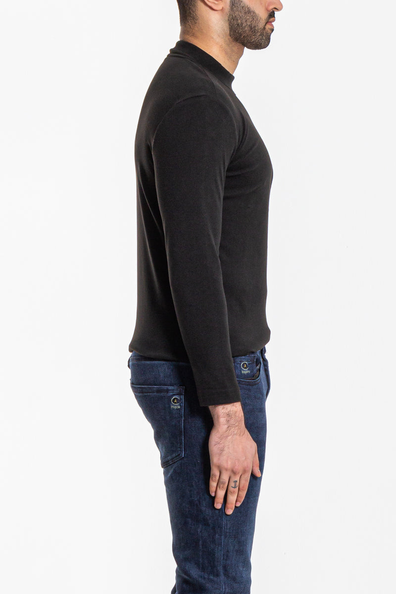 TEXTURED MOCK NECK SWEATER