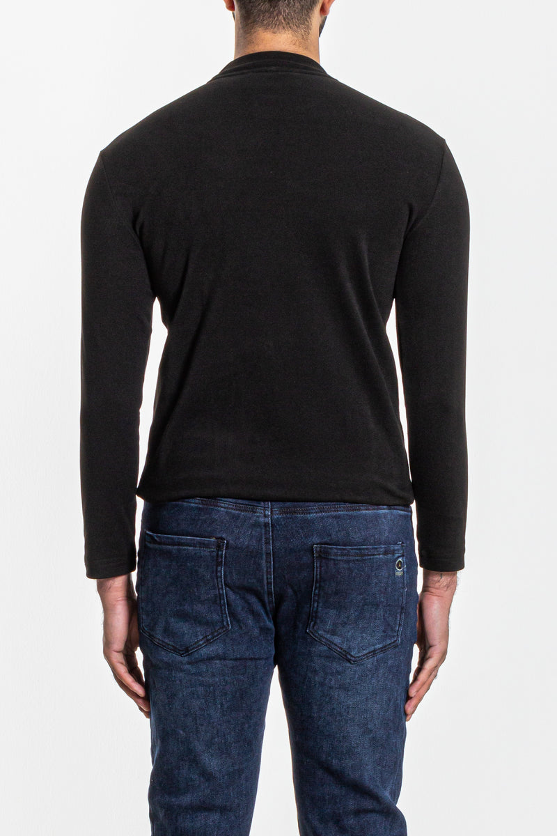 TEXTURED MOCK NECK SWEATER