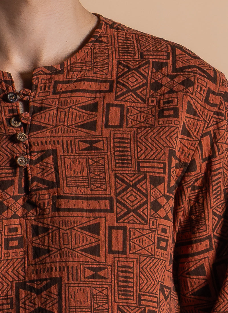 DETAILED PRINTED SHIRT