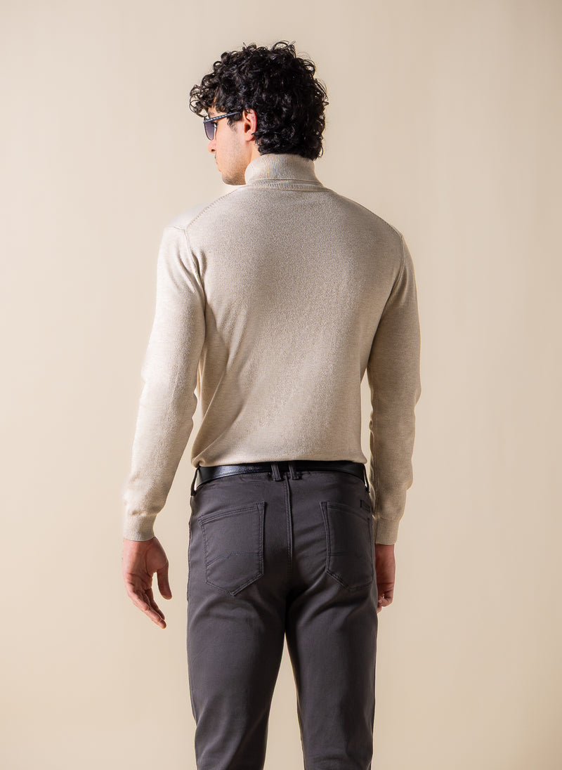 FINE KNIT TURTLE-NECK SWEATER