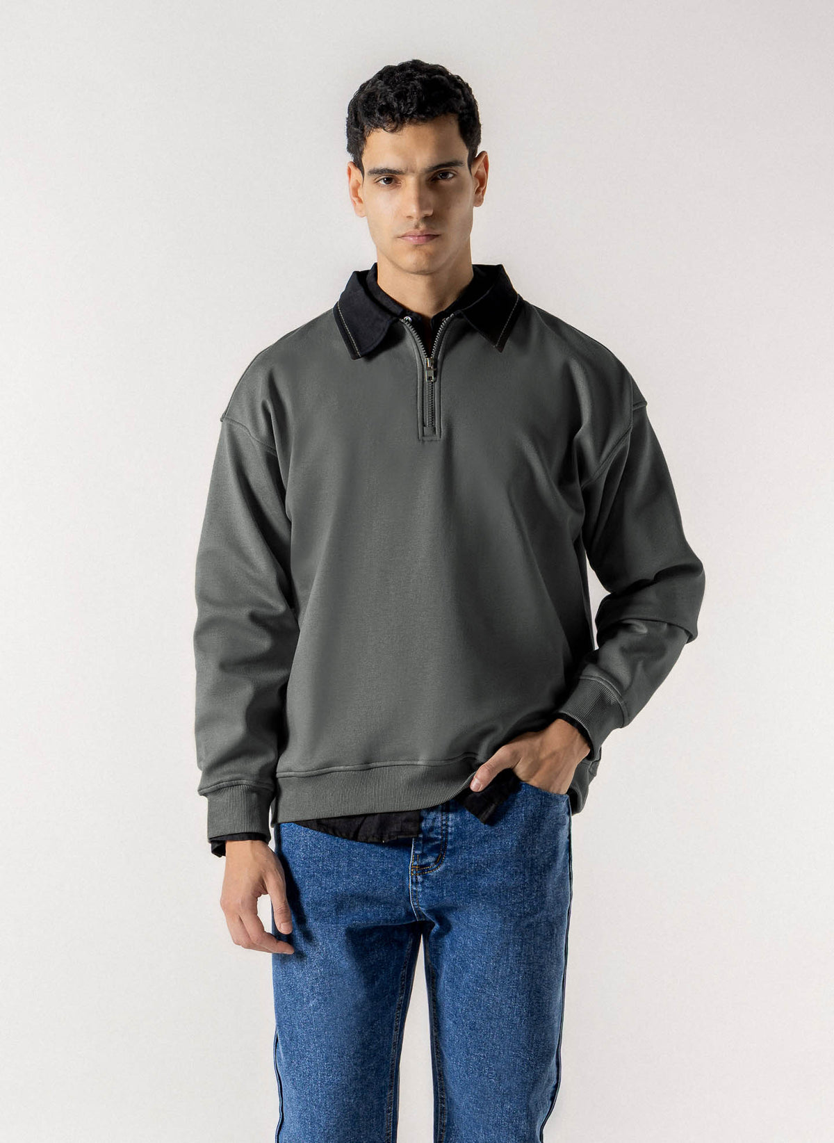 CONTRAST POLO QUARTER-ZIP SWEATSHIRT