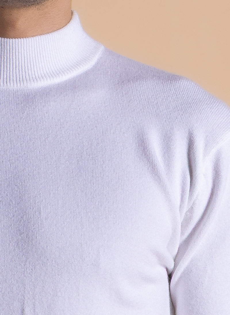 FITTED MOCK NECK SWEATER