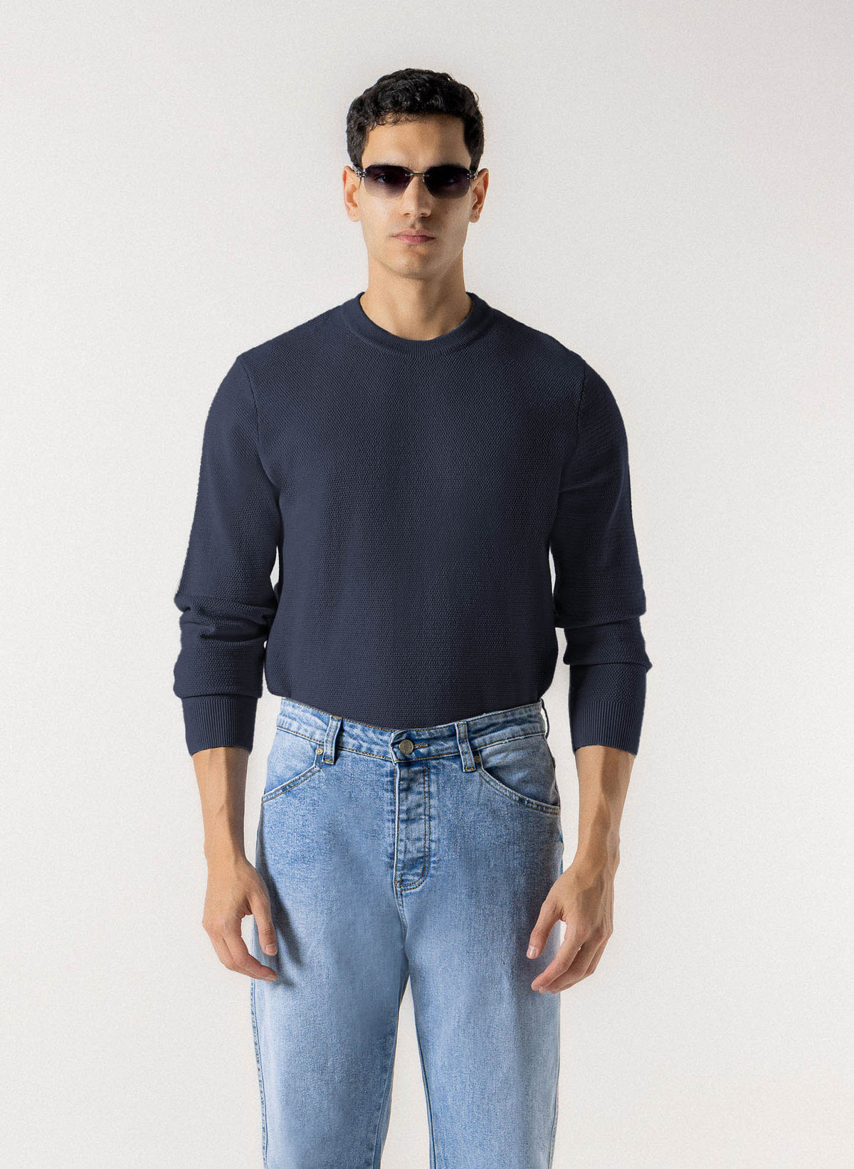 TEXTURED CREW NECK SWEATER