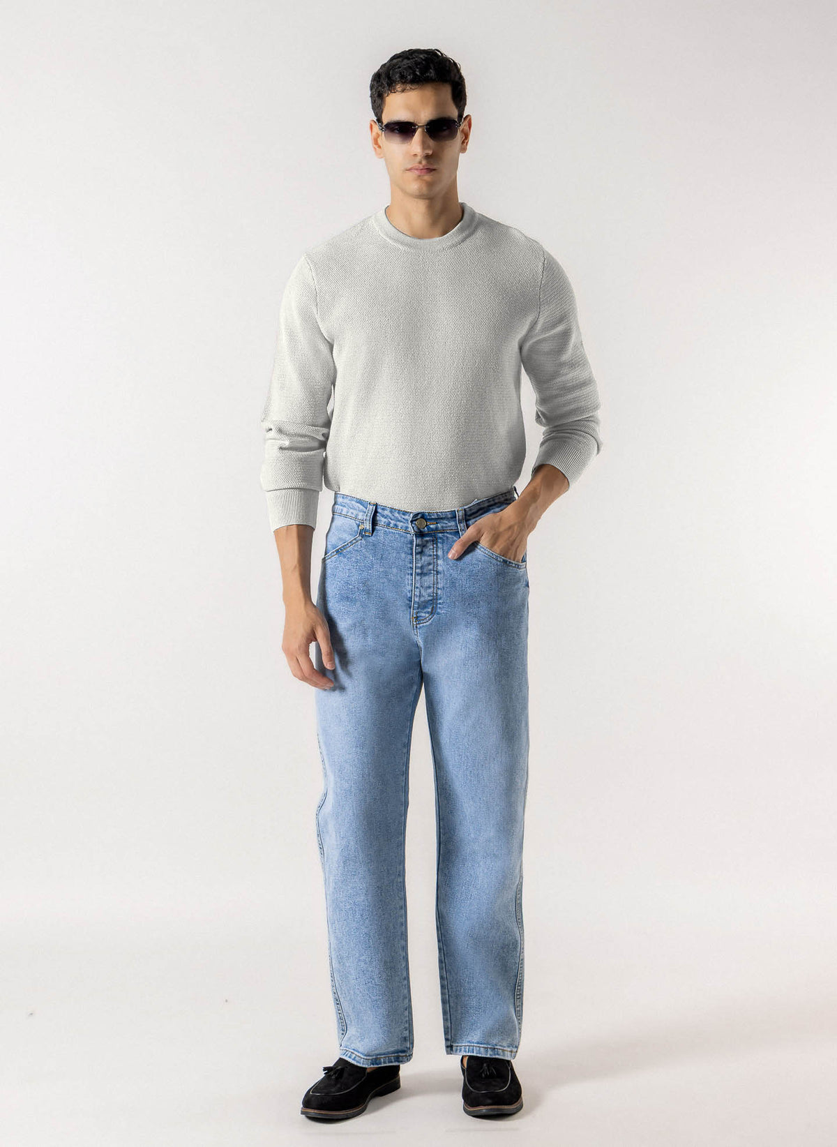 TEXTURED CREW NECK SWEATER