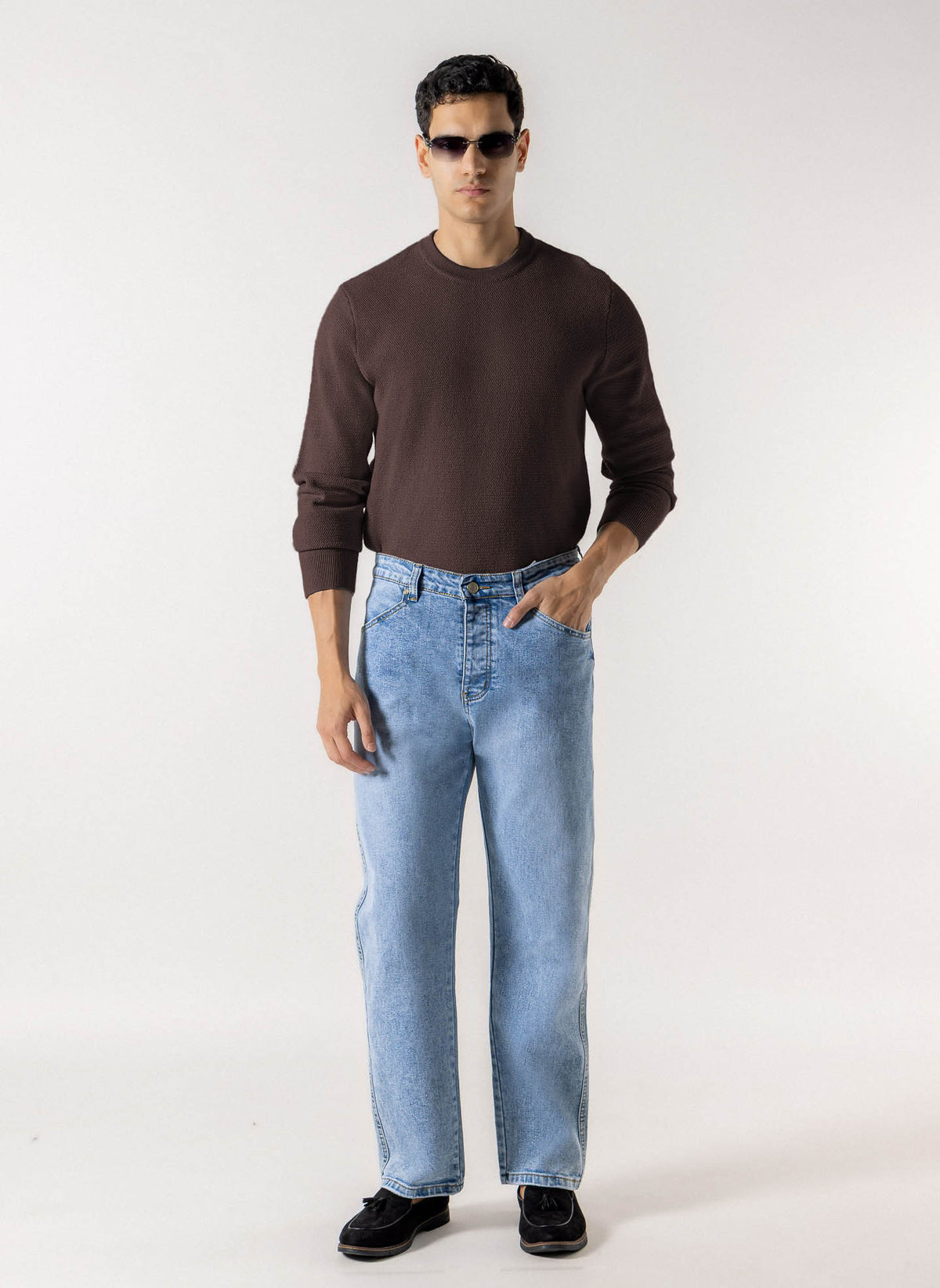 TEXTURED CREW NECK SWEATER