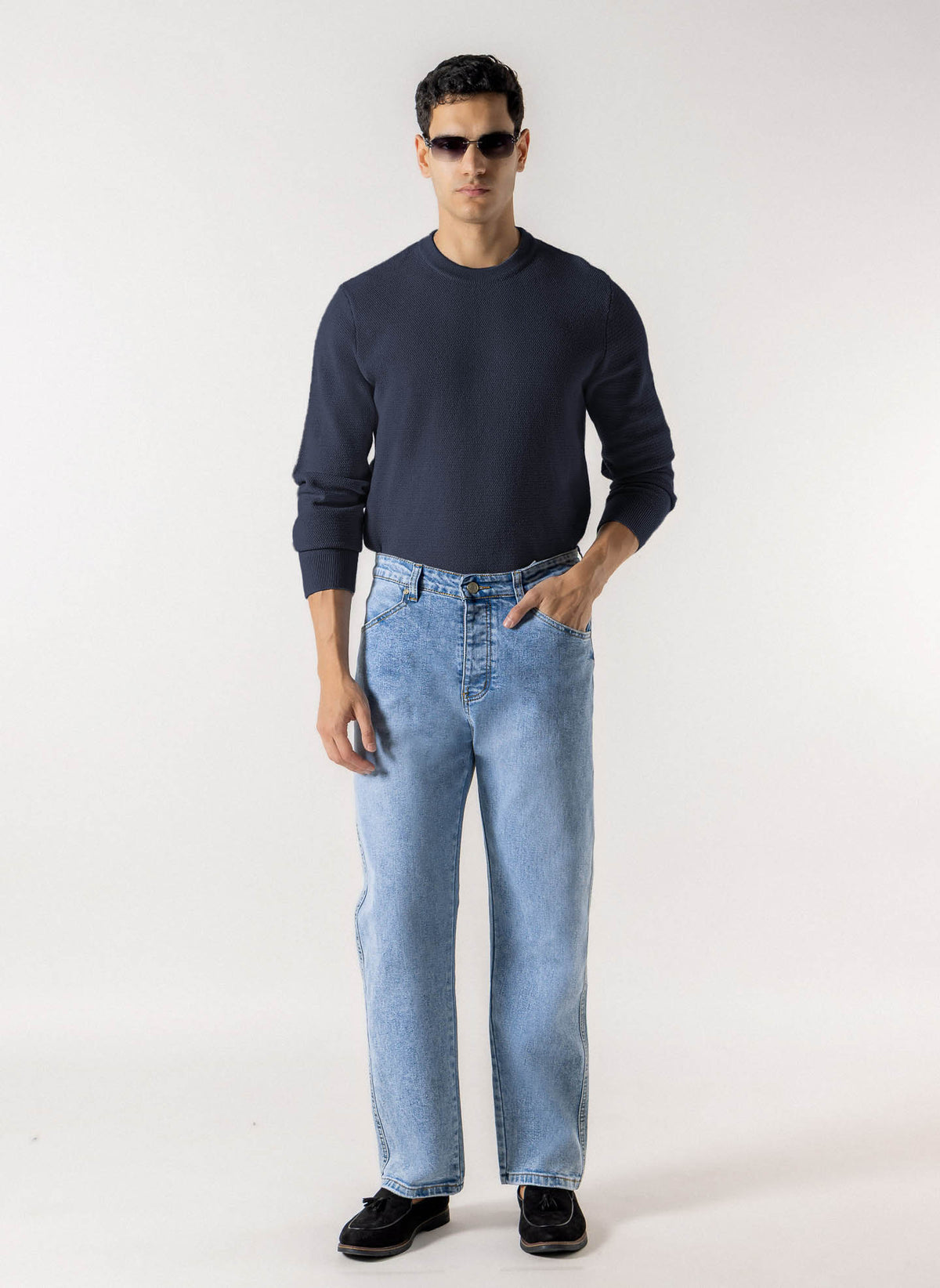 TEXTURED CREW NECK SWEATER