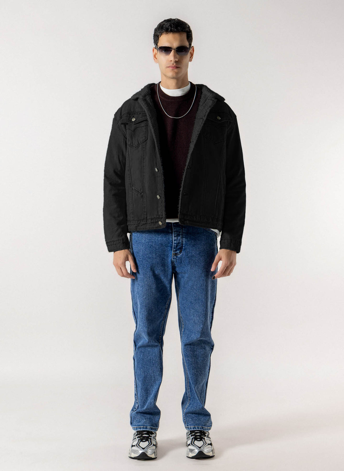 CONTRAST EMBROIDERED HOODIE