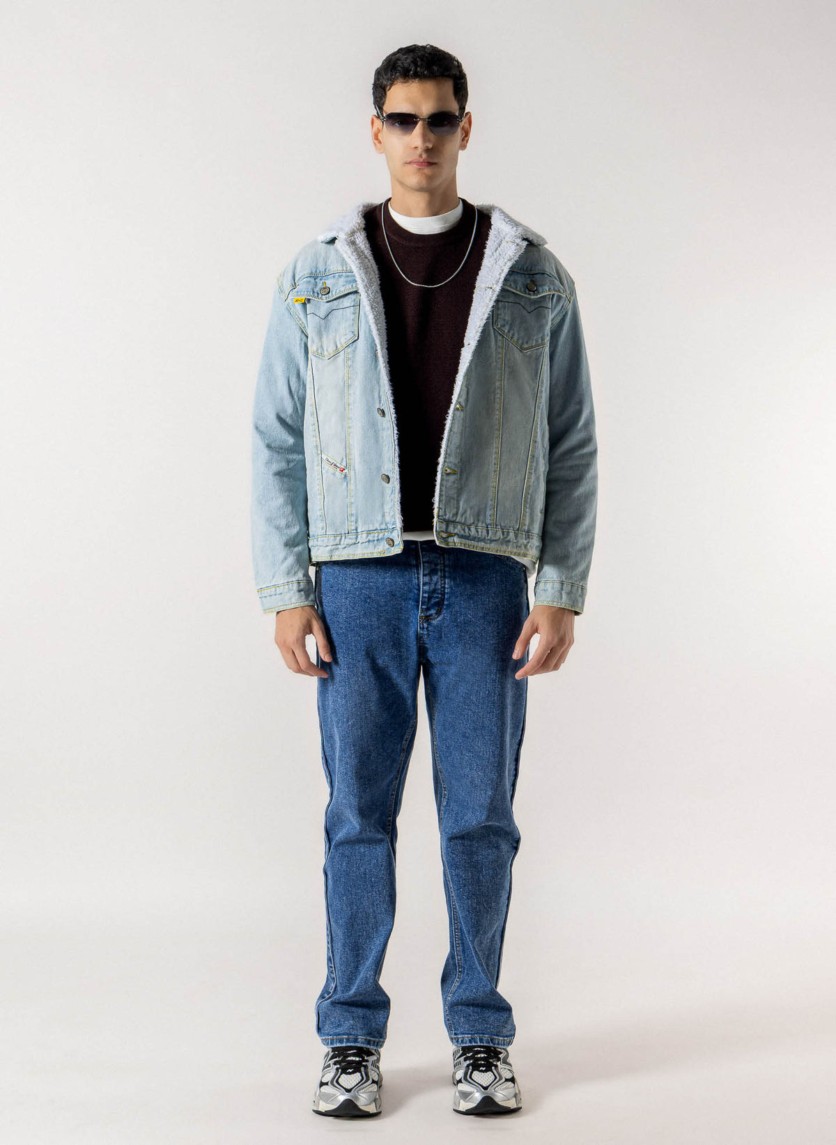 CONTRAST EMBROIDERED HOODIE