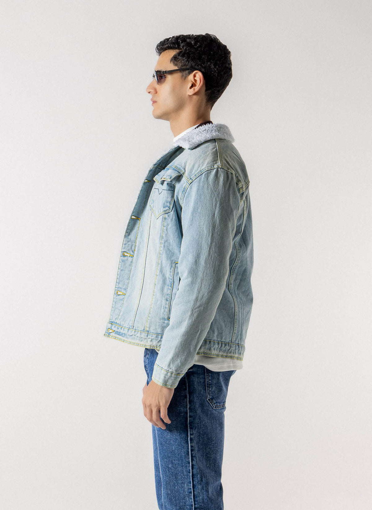 CONTRAST EMBROIDERED HOODIE