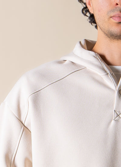 BUTTON DETAILED COMFORT HOODIE
