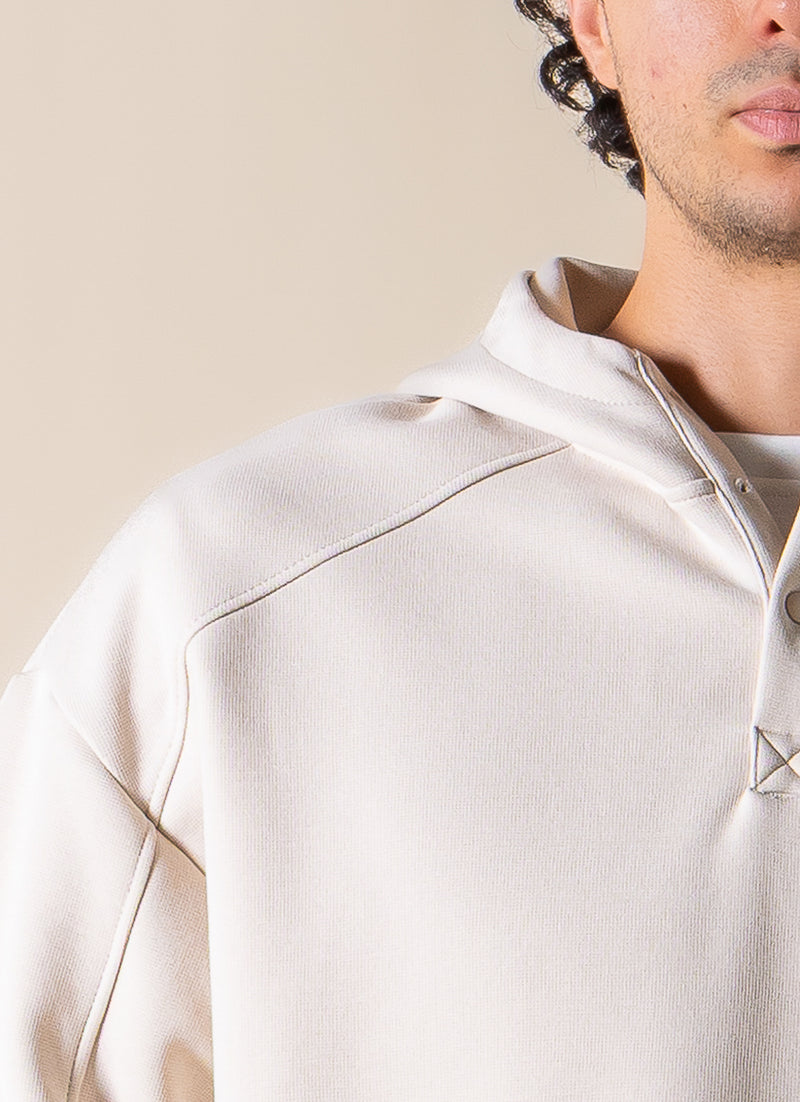 BUTTON DETAILED COMFORT HOODIE