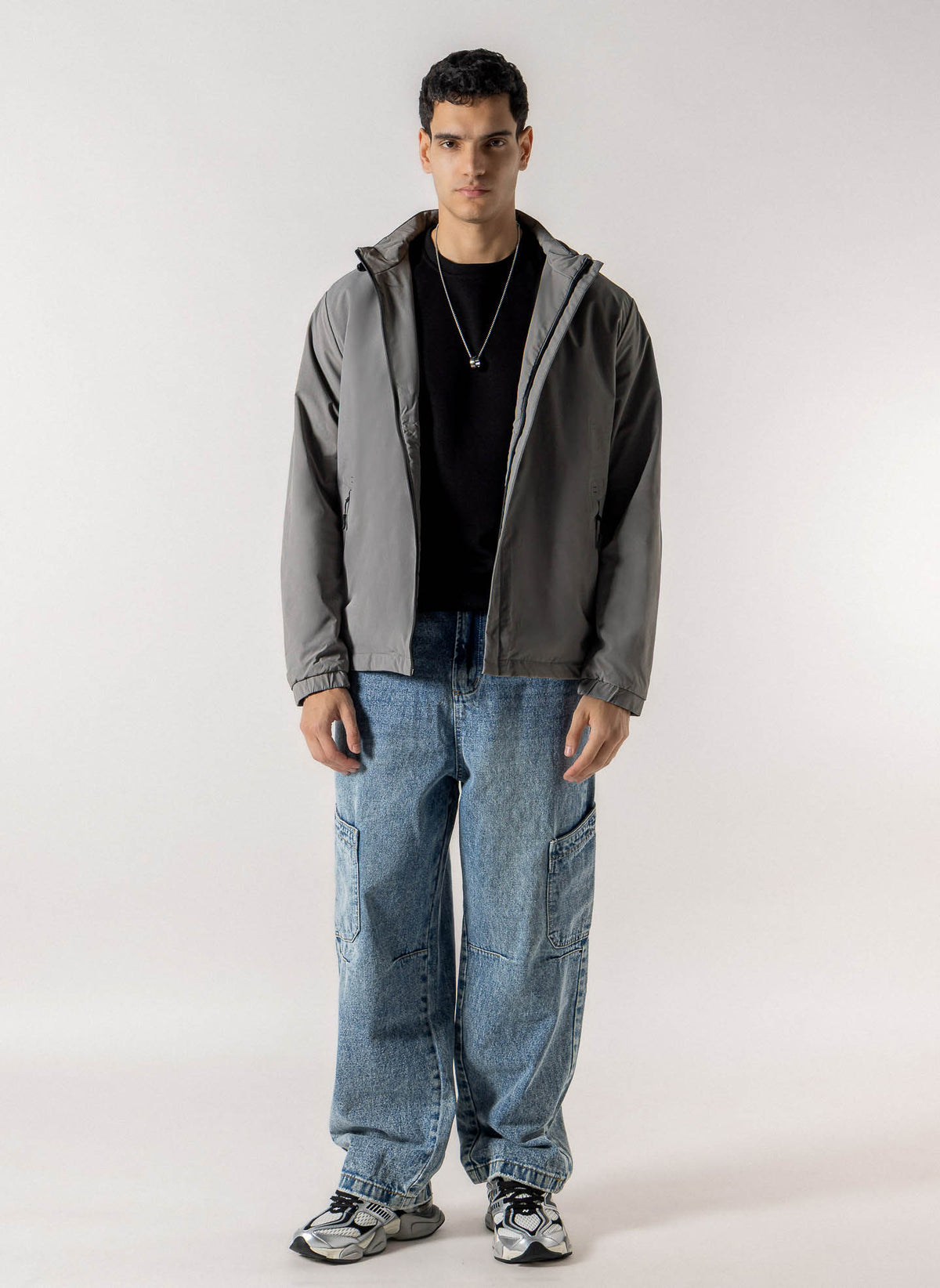 TECHNICAL HOODED WINDBREAKER