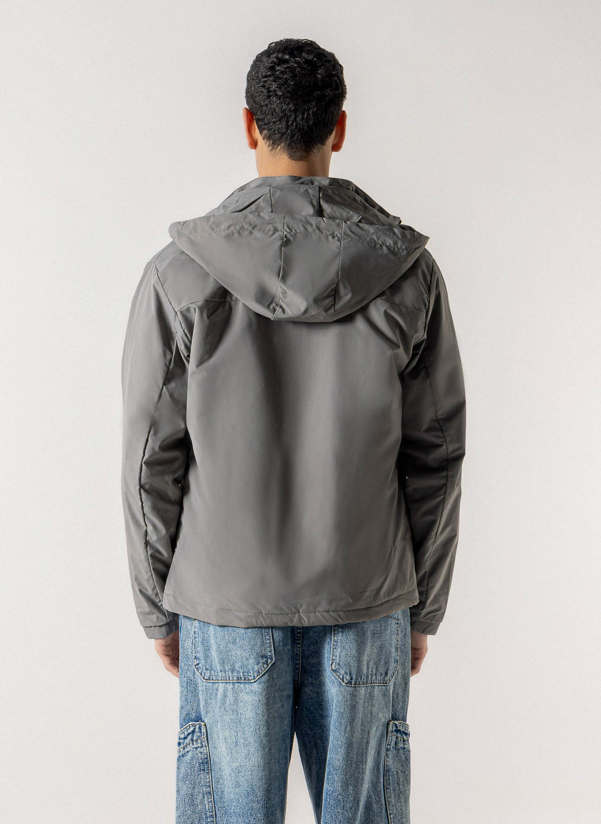 TECHNICAL HOODED WINDBREAKER