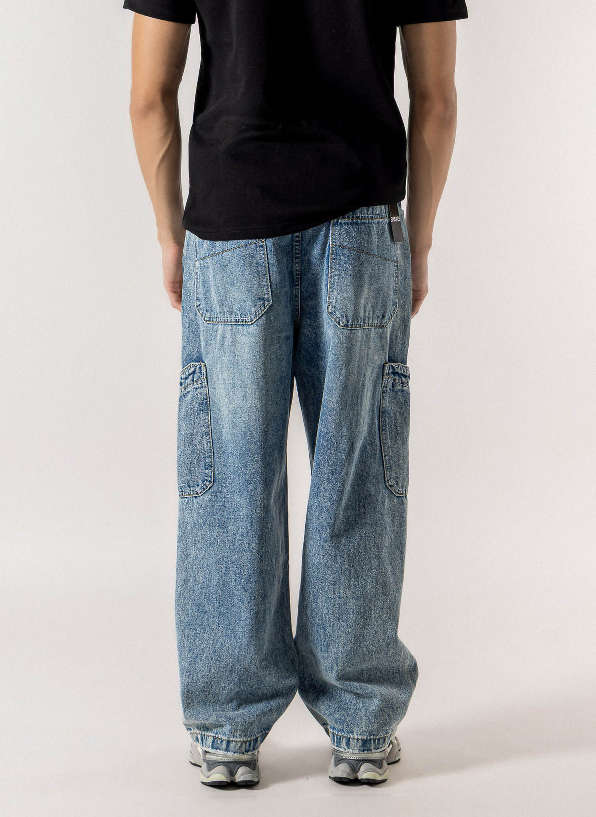 COMFORT WIDE LEG CARGO JEANS