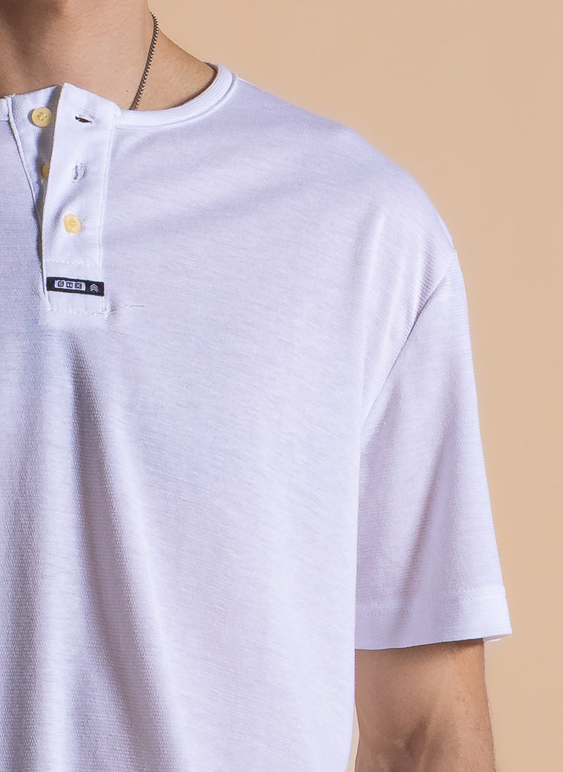 LIGHTWEIGHT HENLY NECK T-SHIRT