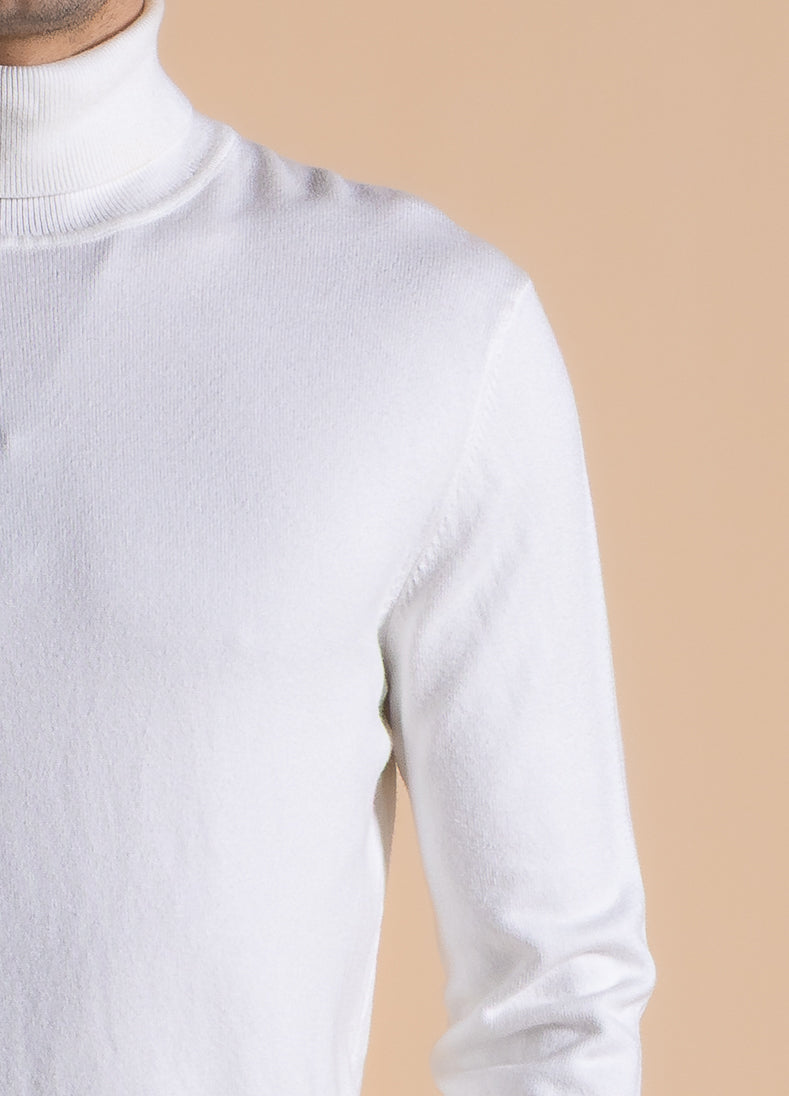FINE KNIT TURTLE NECK SWEATER