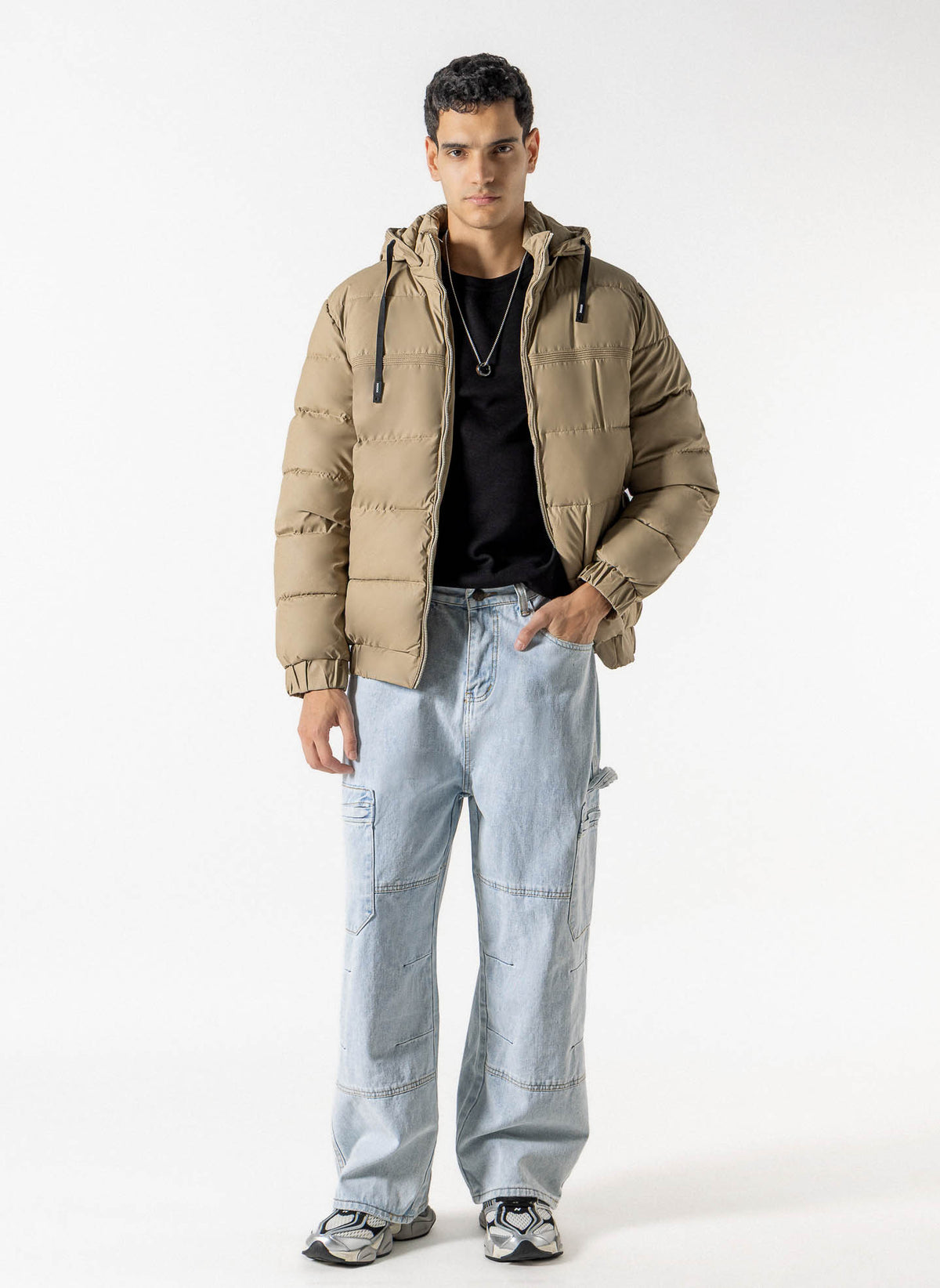 REVERSIBLE HOODED PUFFER JACKET