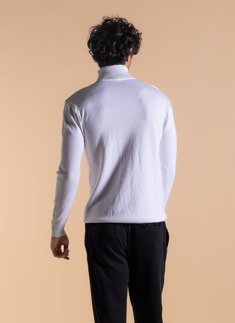 KNITTED TURTLE NECK SWEATER