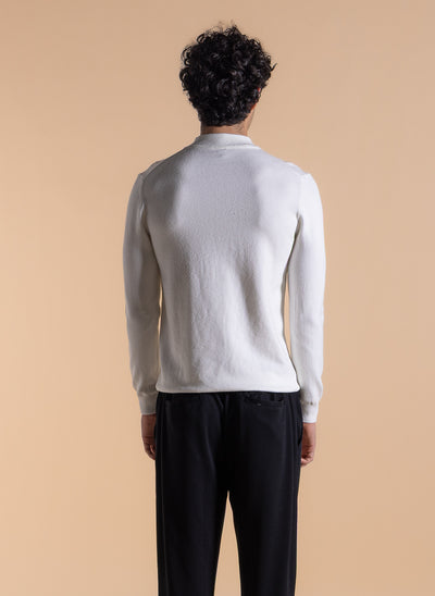 FINE KNIT MOCK NECK SWEATER