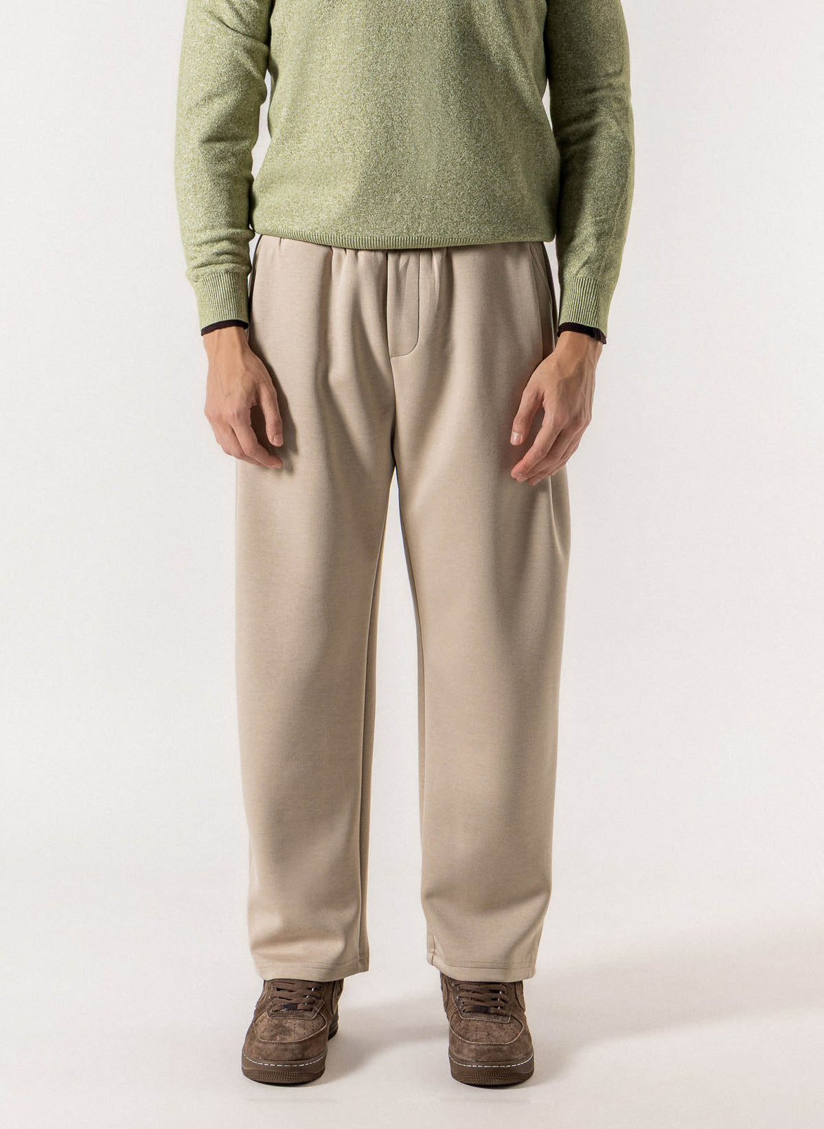 SOFT PLEATED JOGGERS