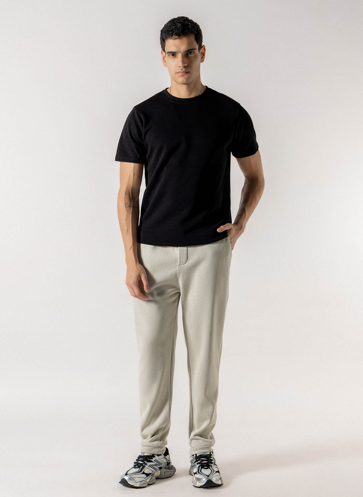SOFT PLUSH LINED STRAIGHT PANTS