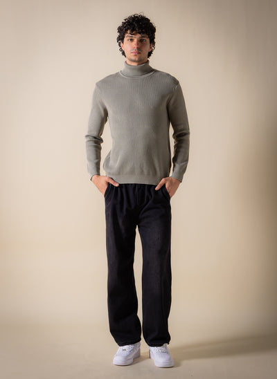 RIBBED HIGH-NECK SWEATER