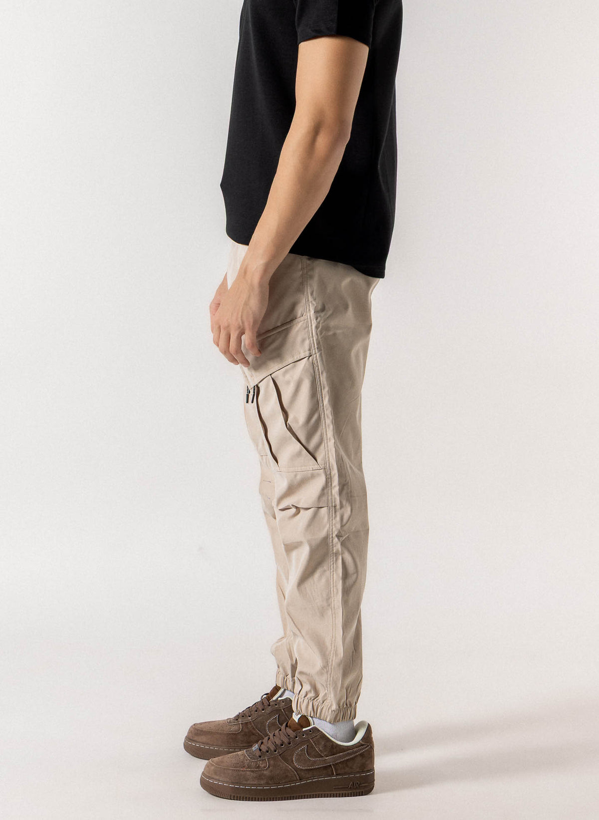 BUCKLED UTILITY CARGO TROUSERS