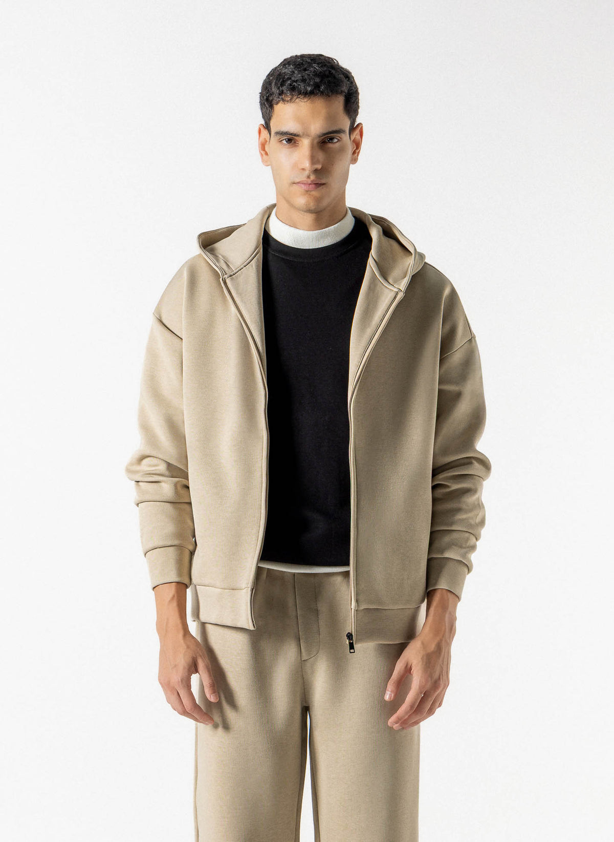 ZIP-UP SOFT TECHNICAL HOODIE