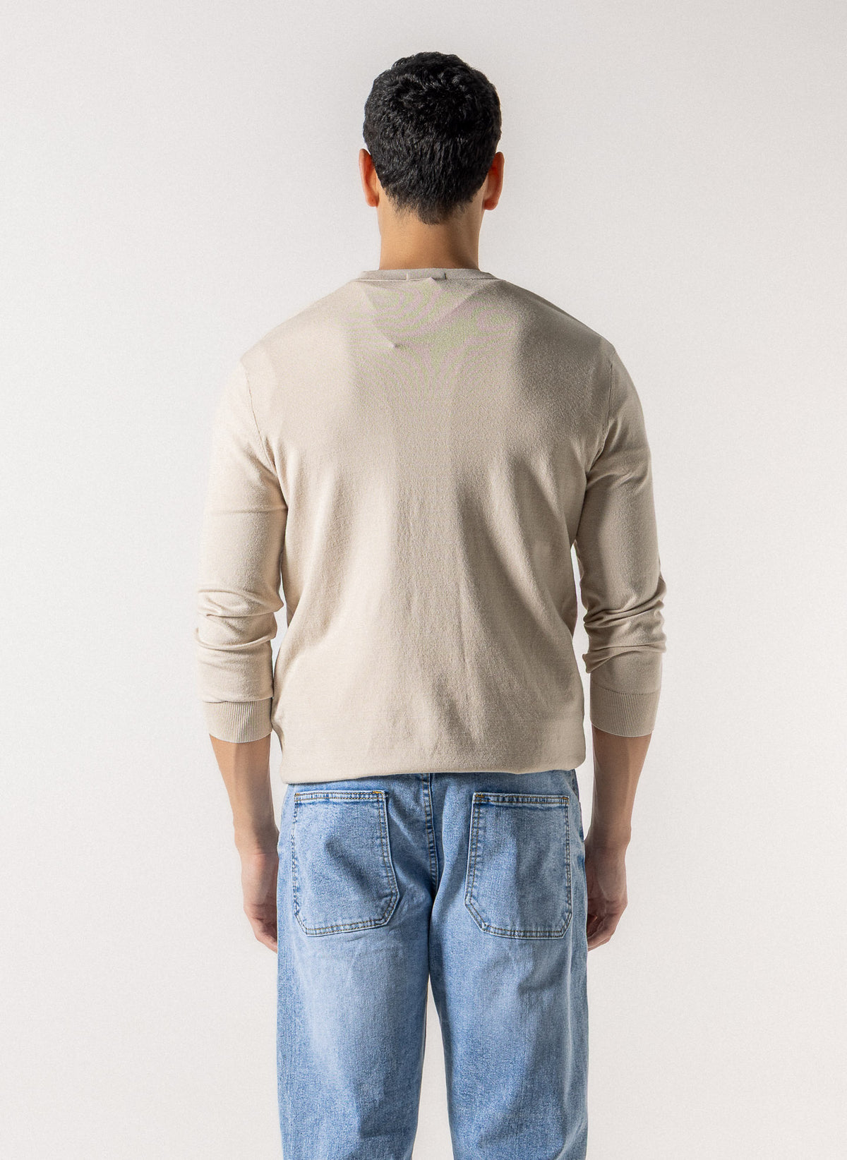 FINE KNIT HENLEY SWEATER