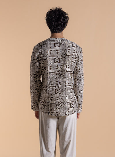 DETAILED PRINTED SHIRT