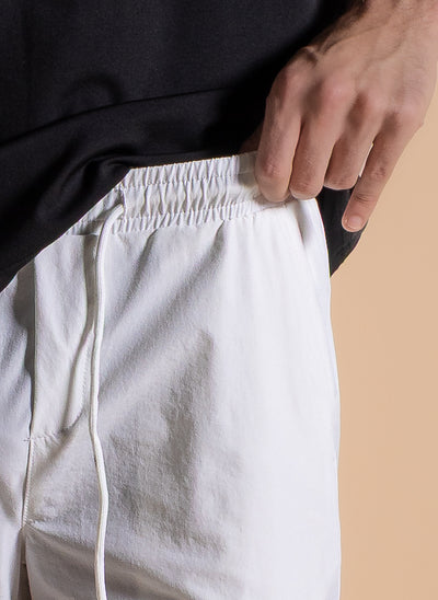 DETAILED CARGO SHORTS