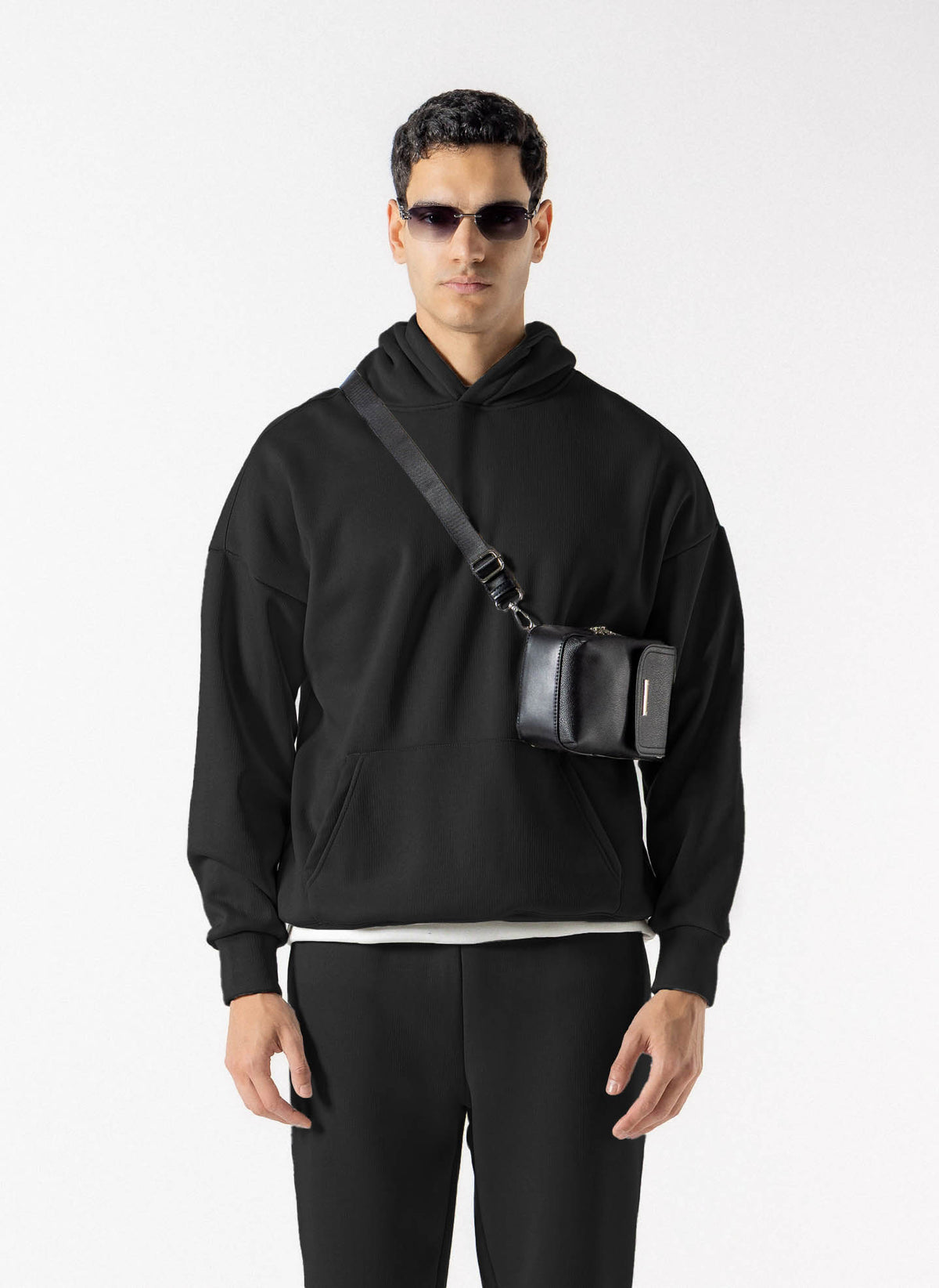 HEAVYWEIGHT FLEECE HOODIE