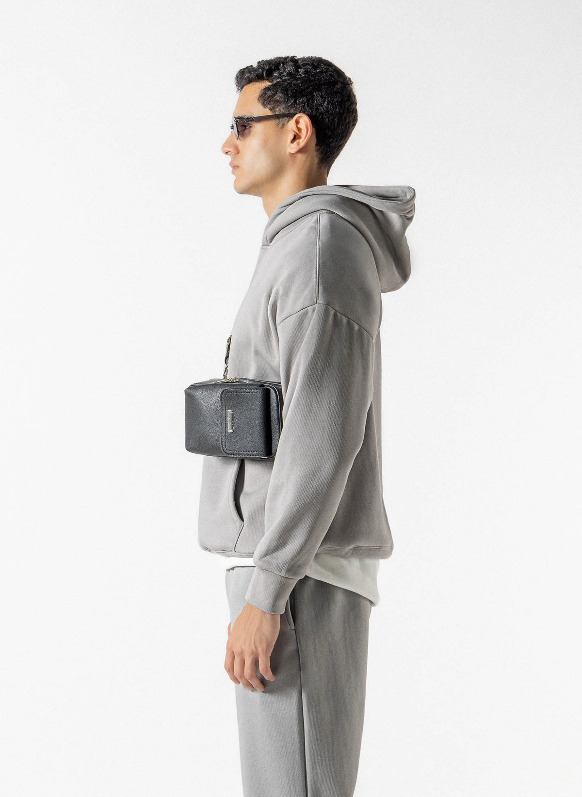 HEAVYWEIGHT FLEECE HOODIE