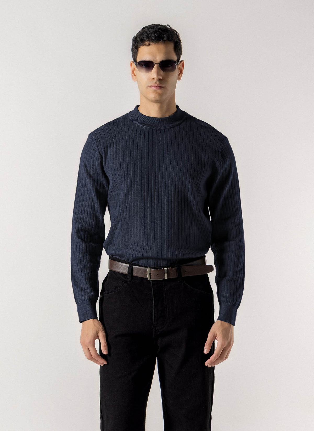 RIBBED MOCK NECK SWEATER