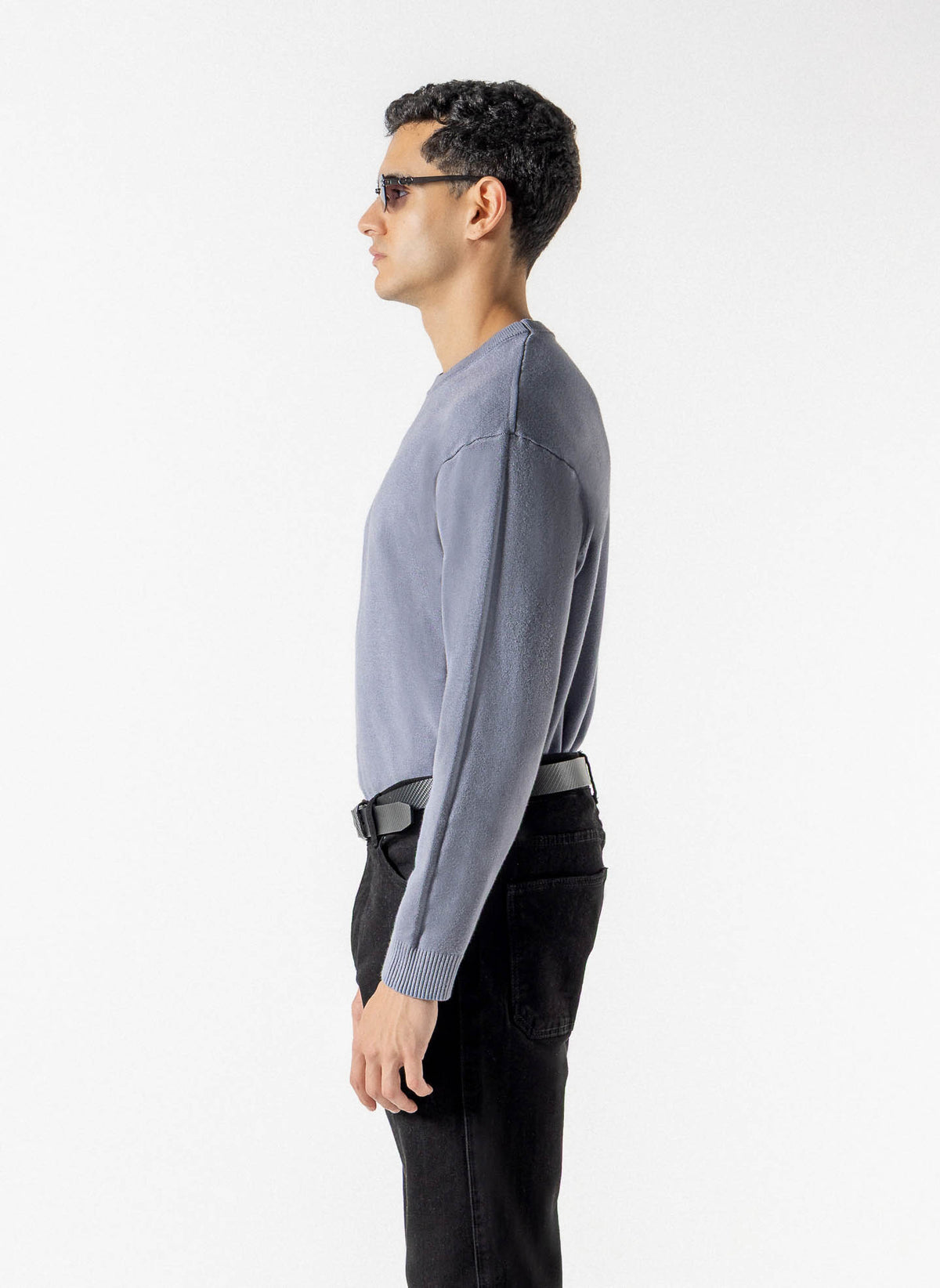 CLASSIC CREWNECK KNIT SWEATER