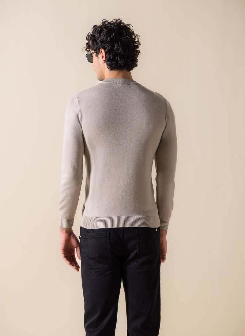 KNITTED SLIM SWEATER