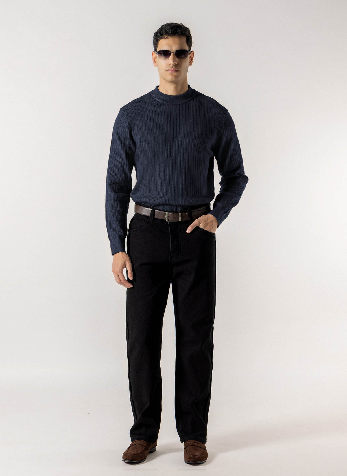 RIBBED MOCK NECK SWEATER
