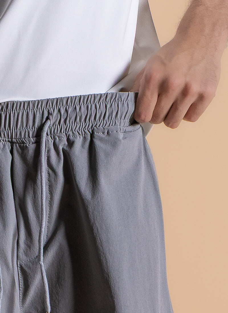 DETIALED TECHNICAL CARGO SHORTS