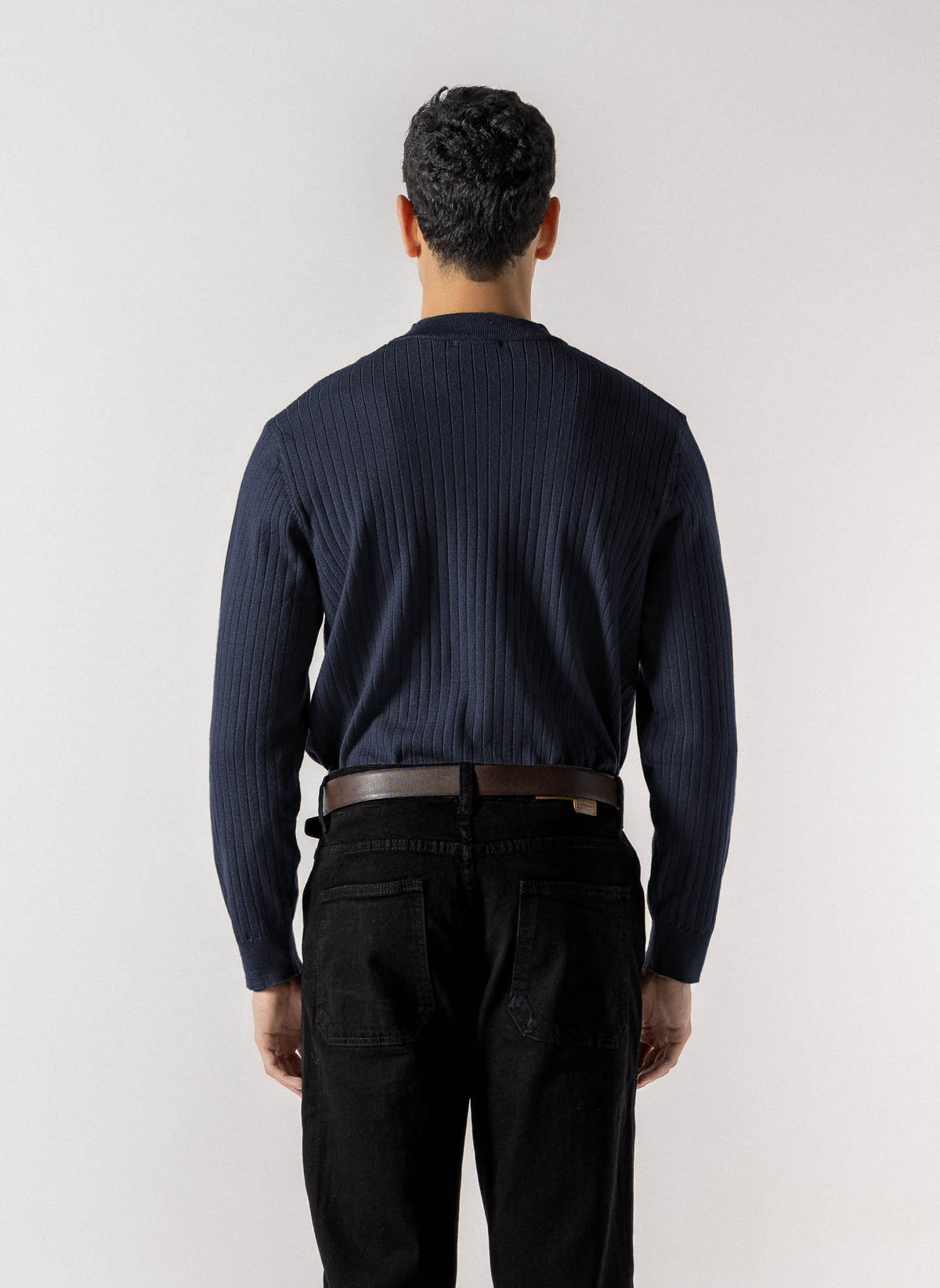 RIBBED MOCK NECK SWEATER