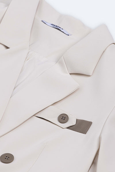 DETAILED OVERSIZED BLAZER