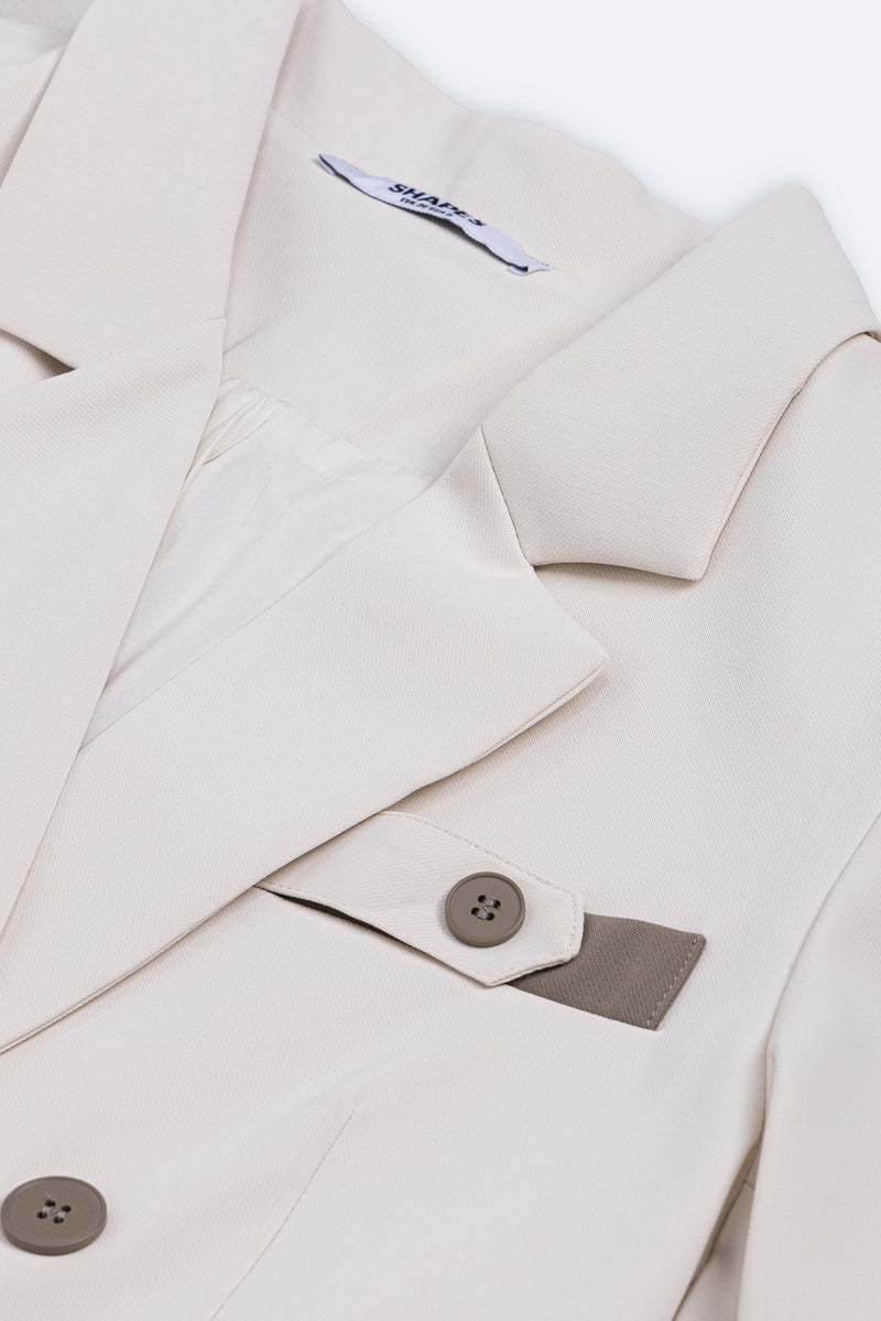 DETAILED OVERSIZED BLAZER