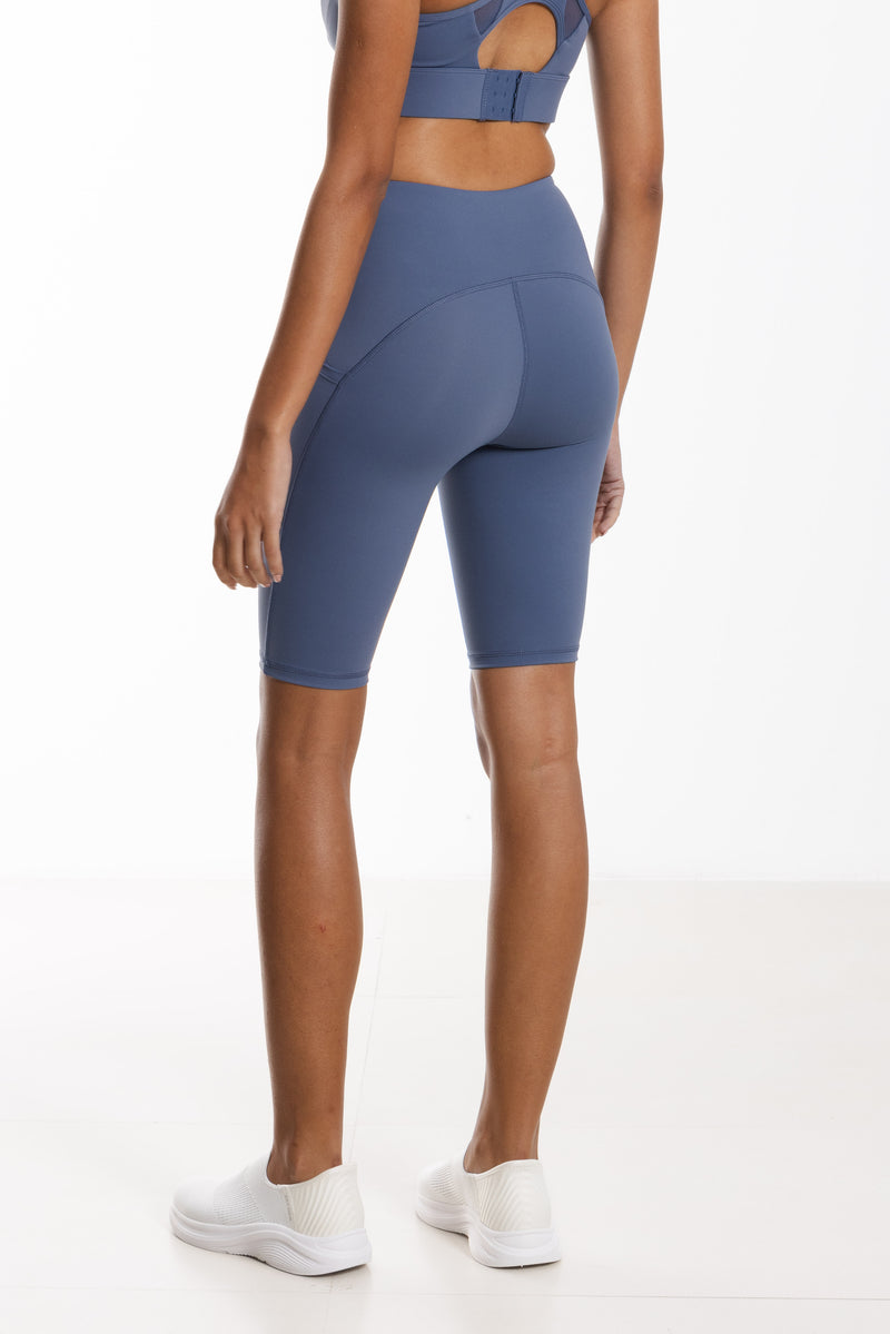 Pocket High-Rise Short 11"