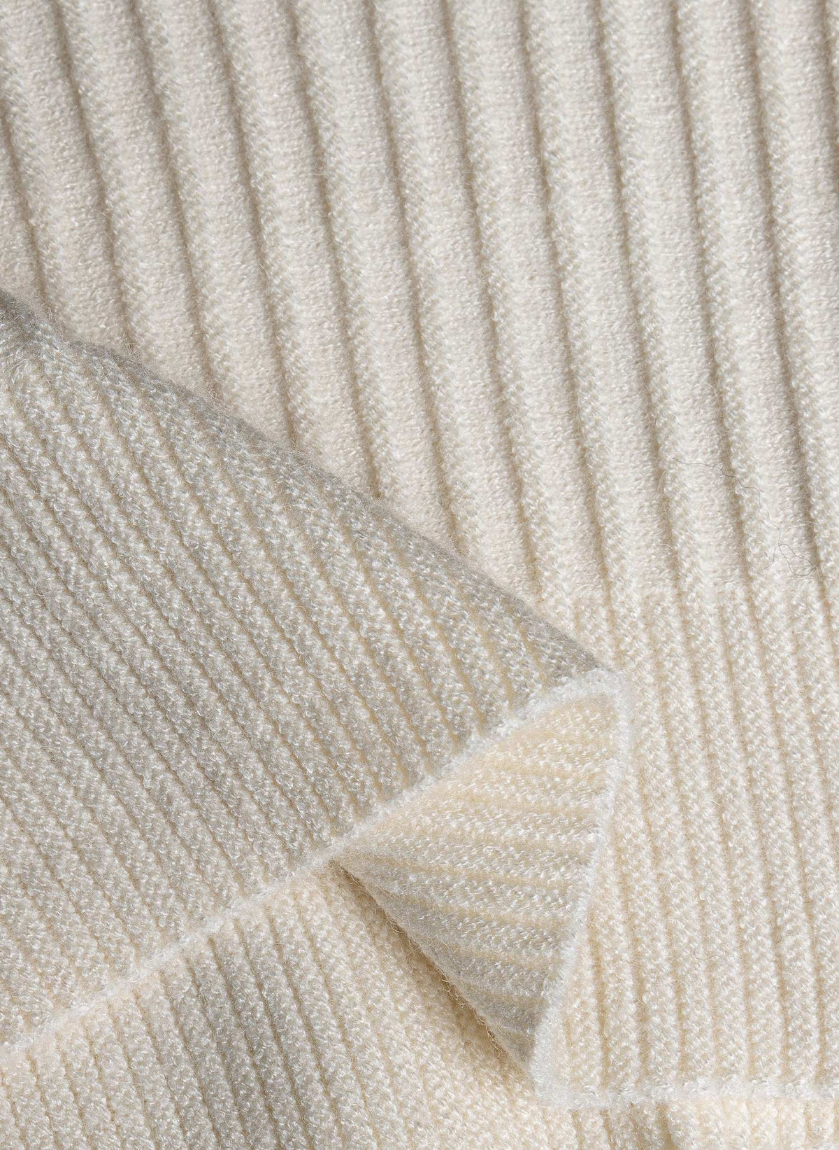 RIBBED CASHMERE BLEND SWEATER SET