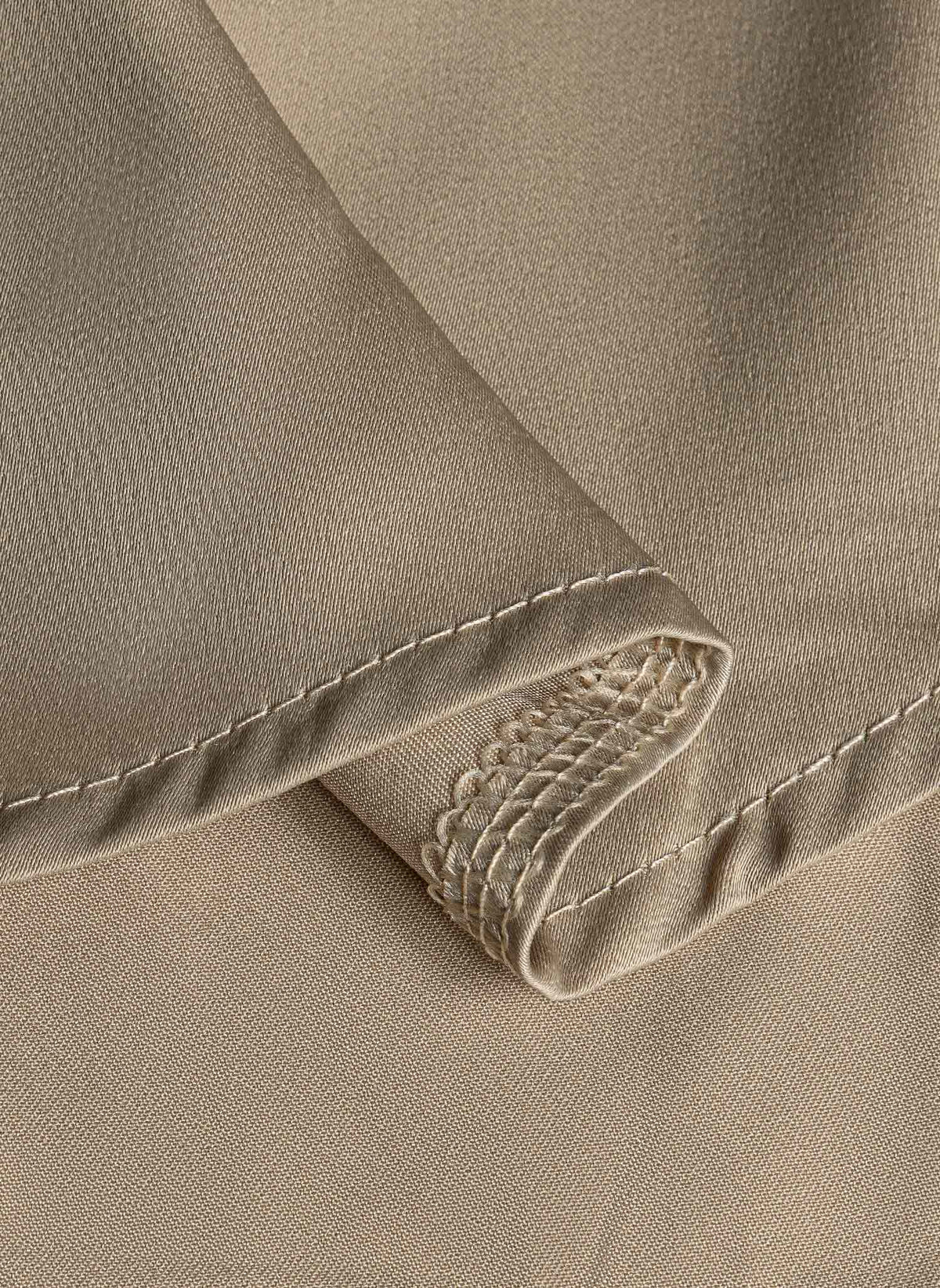 TIE DETAIL BUTTON DOWN SATIN SHIRT
