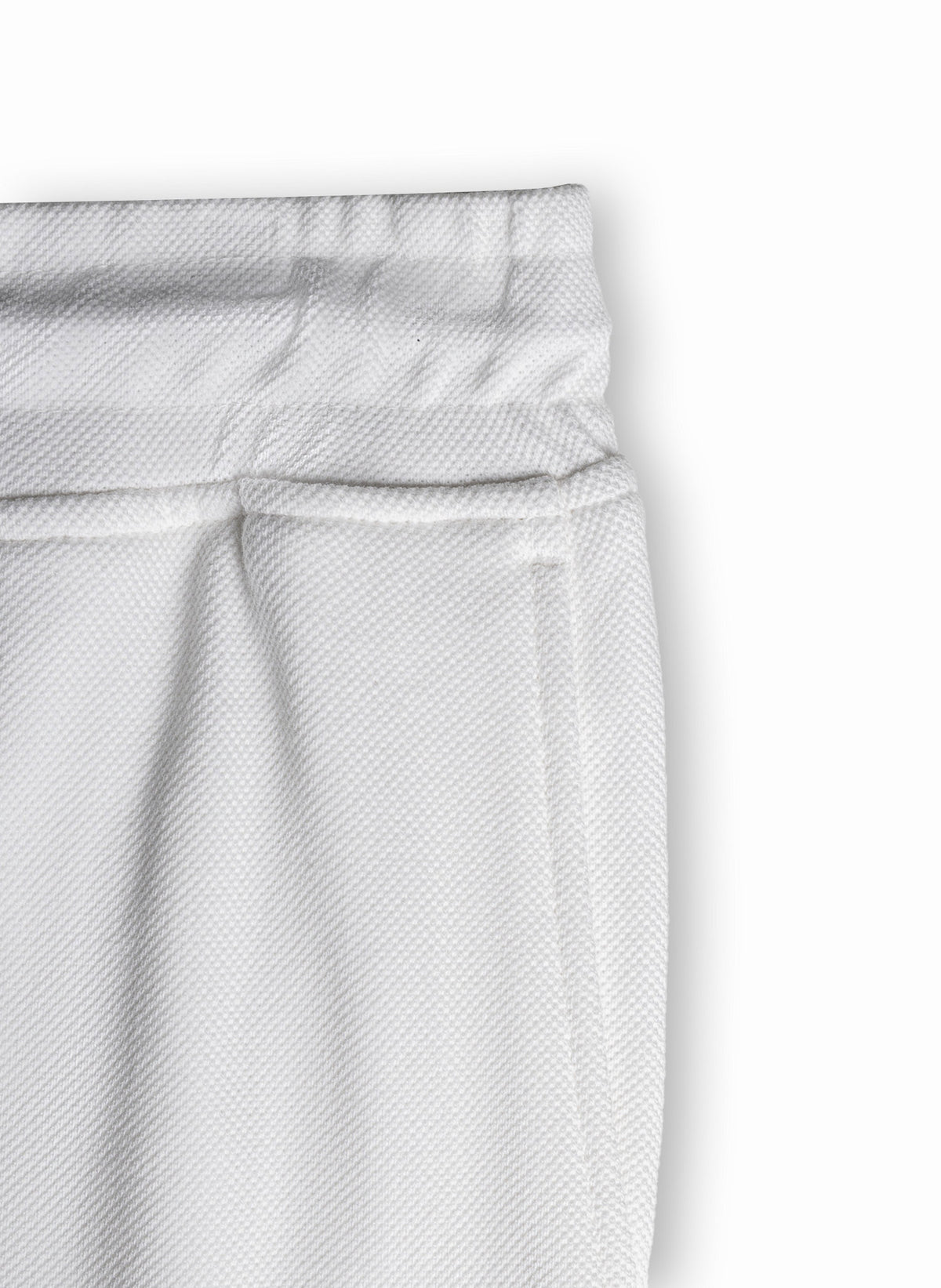 TEXTURED CARGO SHORTS