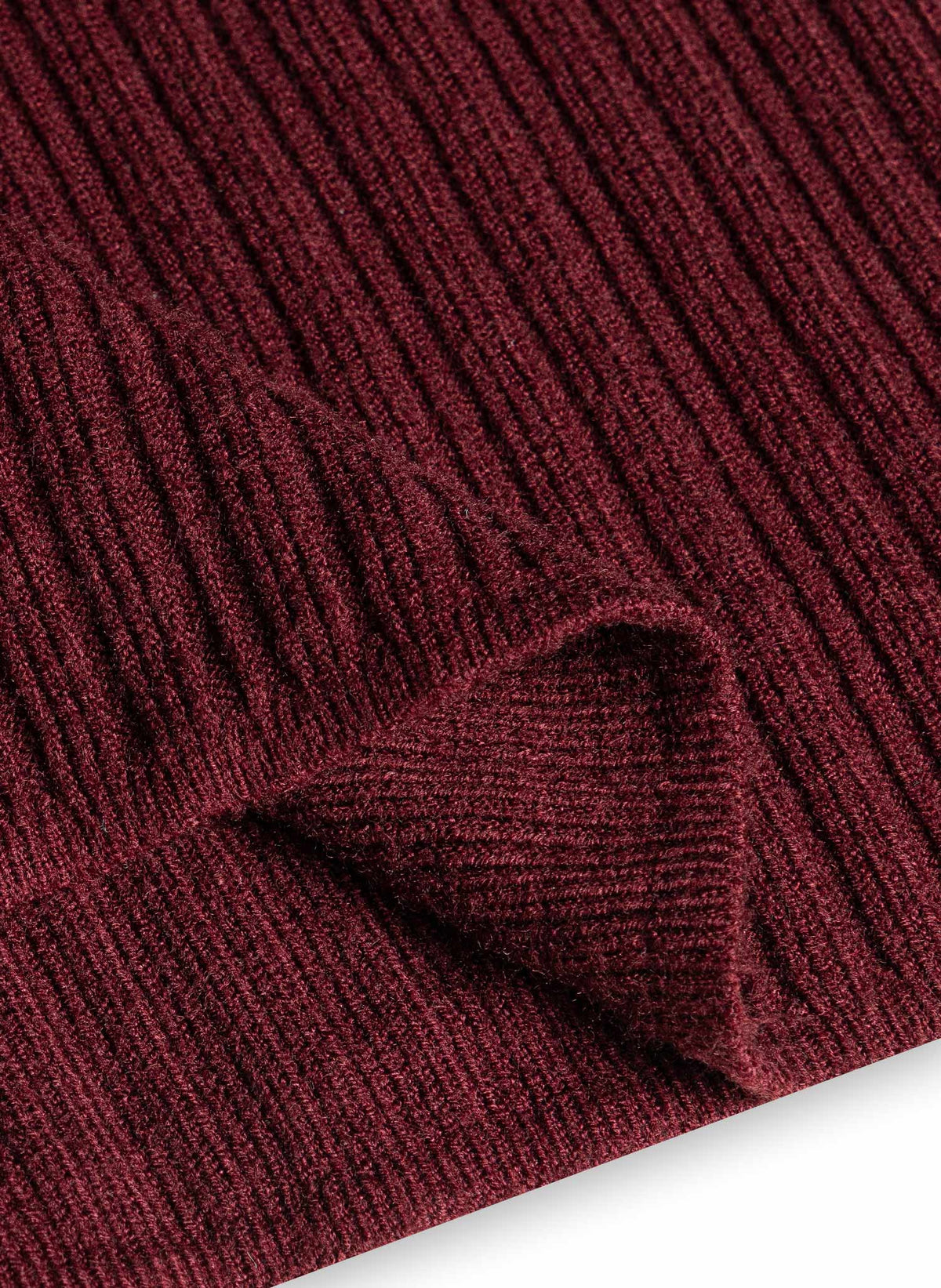 RIBBED MOCK NECK SWEATER