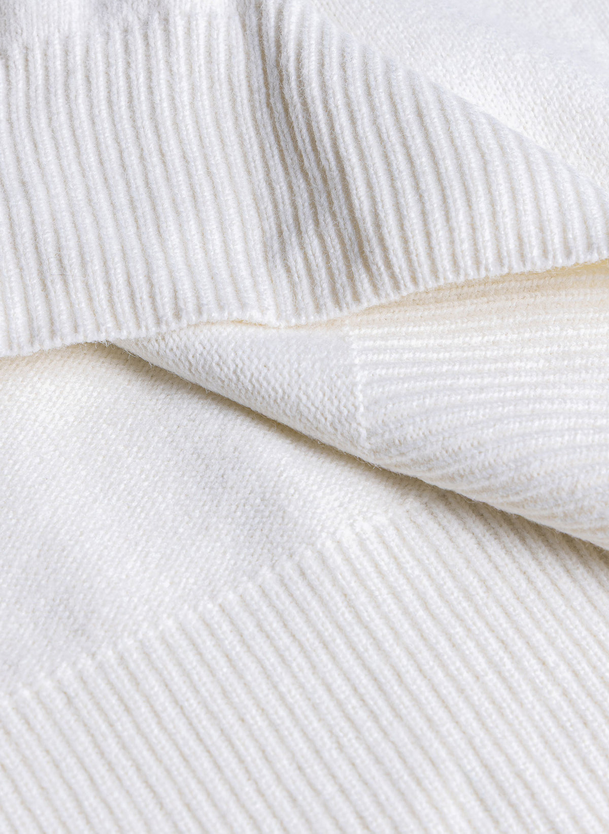 HEATHERED POLO KNIT SWEATER